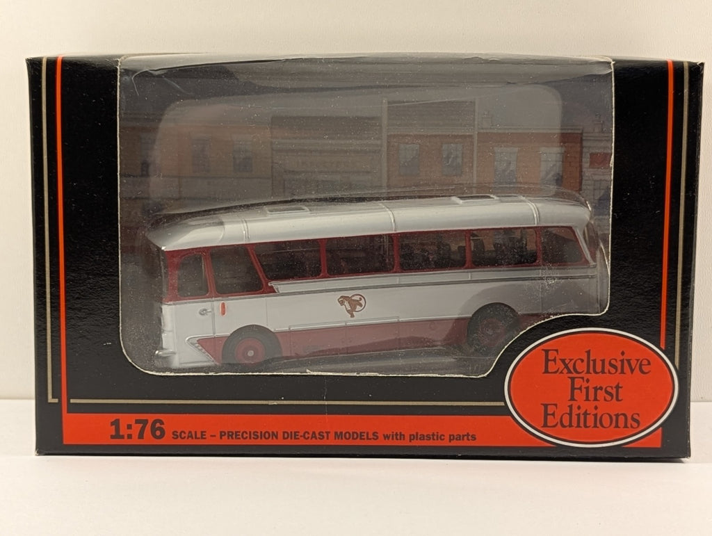 EFE Harrington Grenadier Coach – Ellen Smith Livery – 1:76 Scale