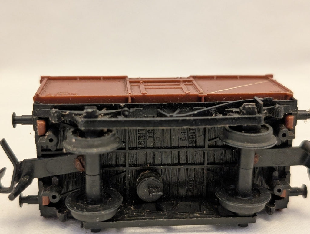 Trix OO Gauge 16-Ton Mineral Wagon Goods Wagon B68174 BR Bauxite