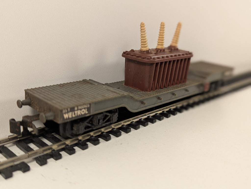 Jouef HO Gauge Bogie Well Wagon With Transformer Load