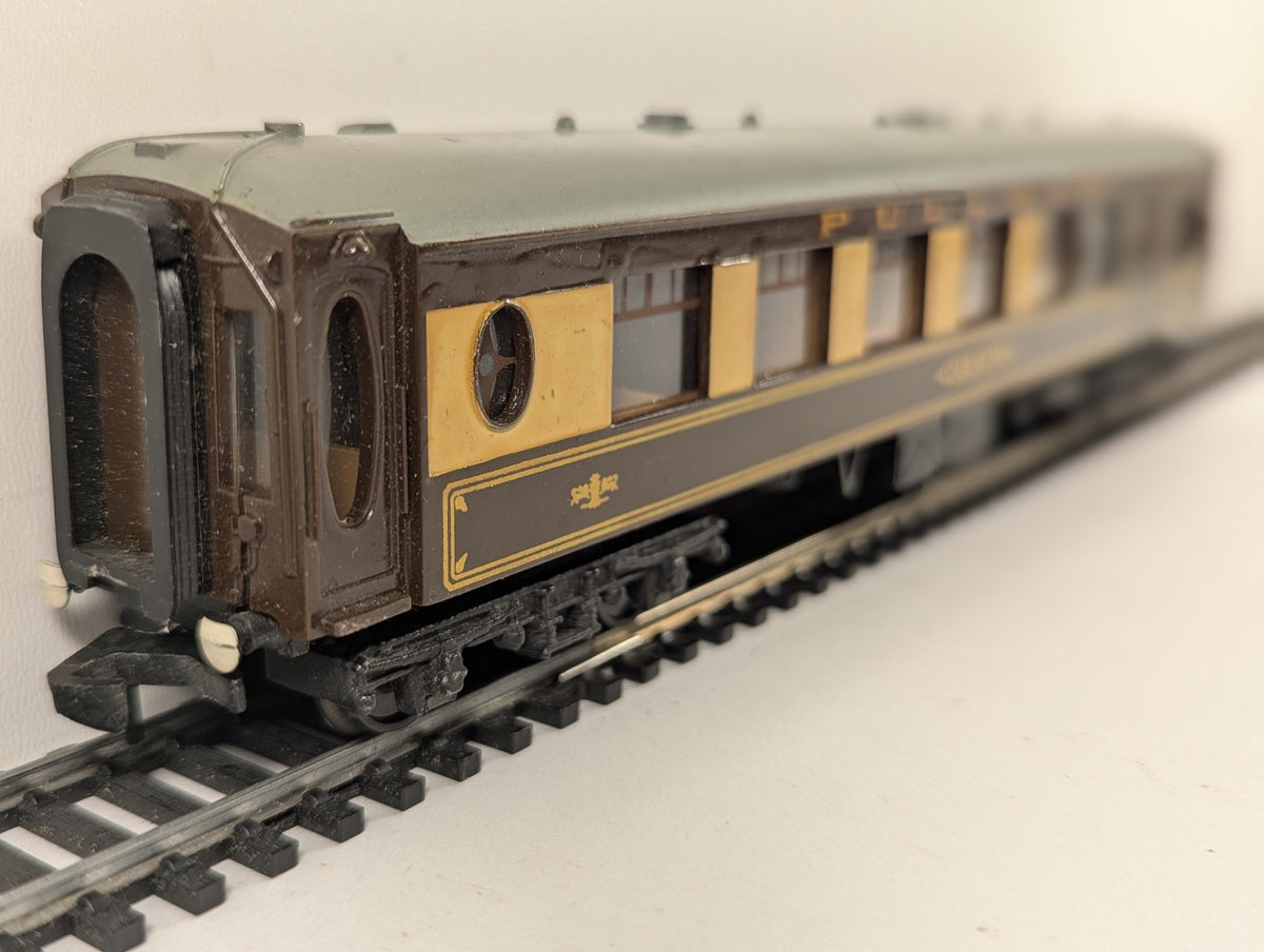 Hornby Dublo OO Gauge Pullman Car No. 79 Passenger Coach Pullman Umber and Cream