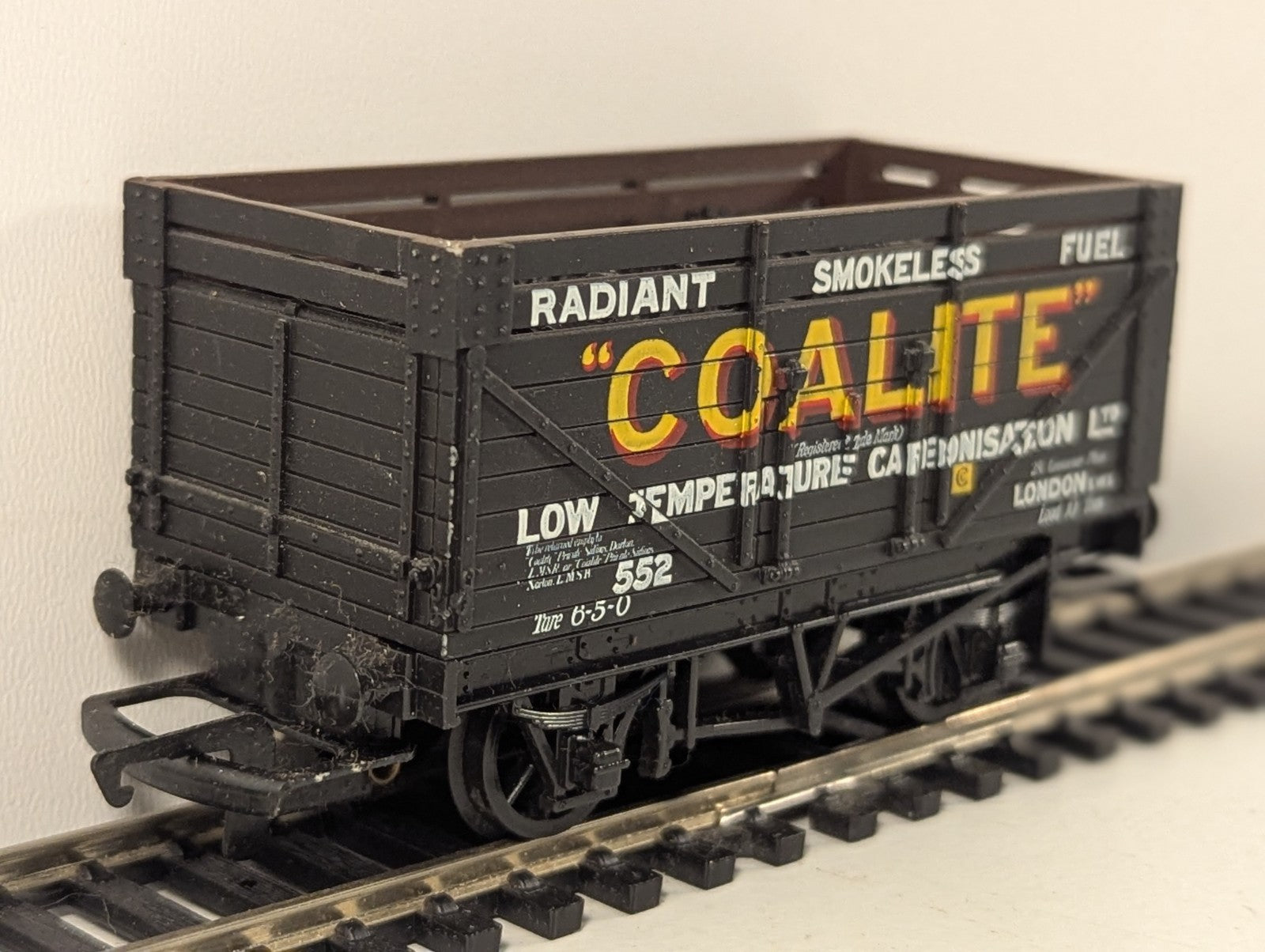 Mainline Railways 37-163 OO Gauge Coalite Coke Wagon - Boxed