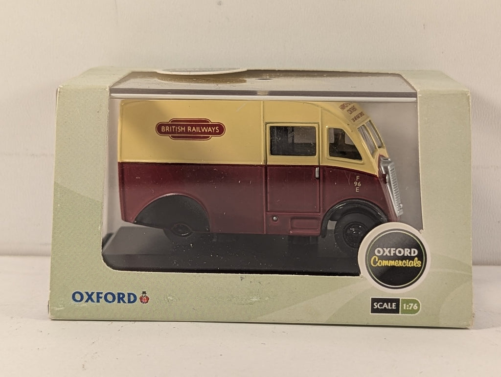 Oxford Diecast 1:76 Scale Scammell Mechanical Horse Rigid Box Van