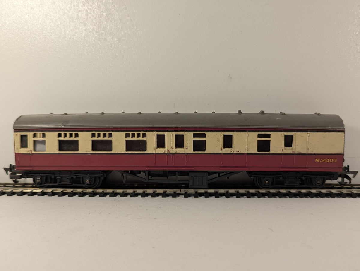 Tri-ang OO Gauge BR Mk1 Brake Second Coach Passenger Coach M34000
