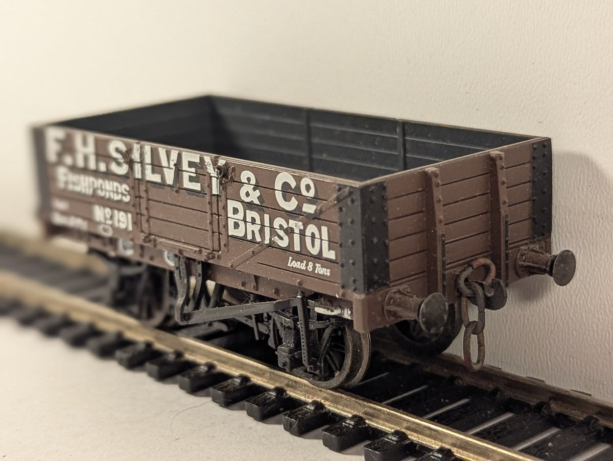 Dapol OO Gauge 5 Plank Open Wagon F.H. Silvey & Co Goods Wagon 191
