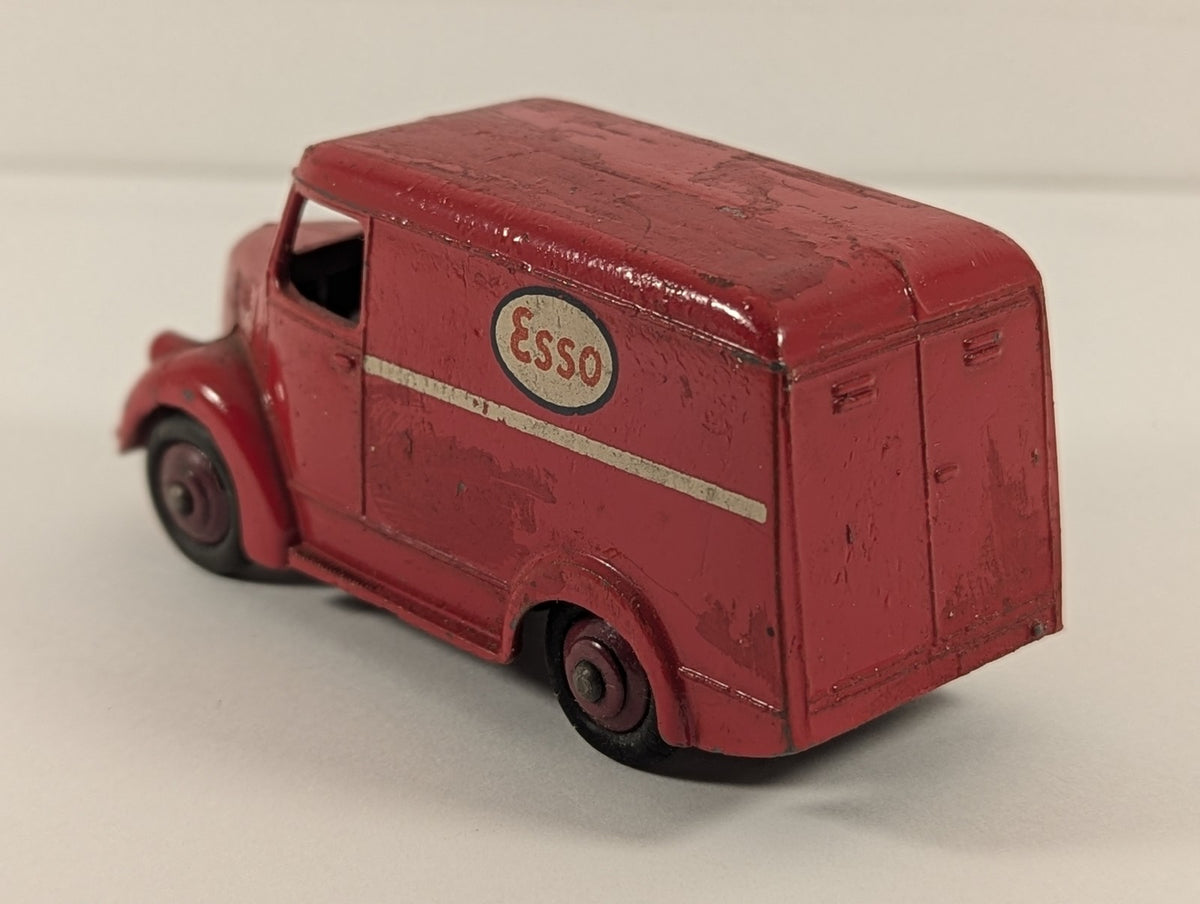 Dinky Toys Trojan Van Die-cast Van Esso
