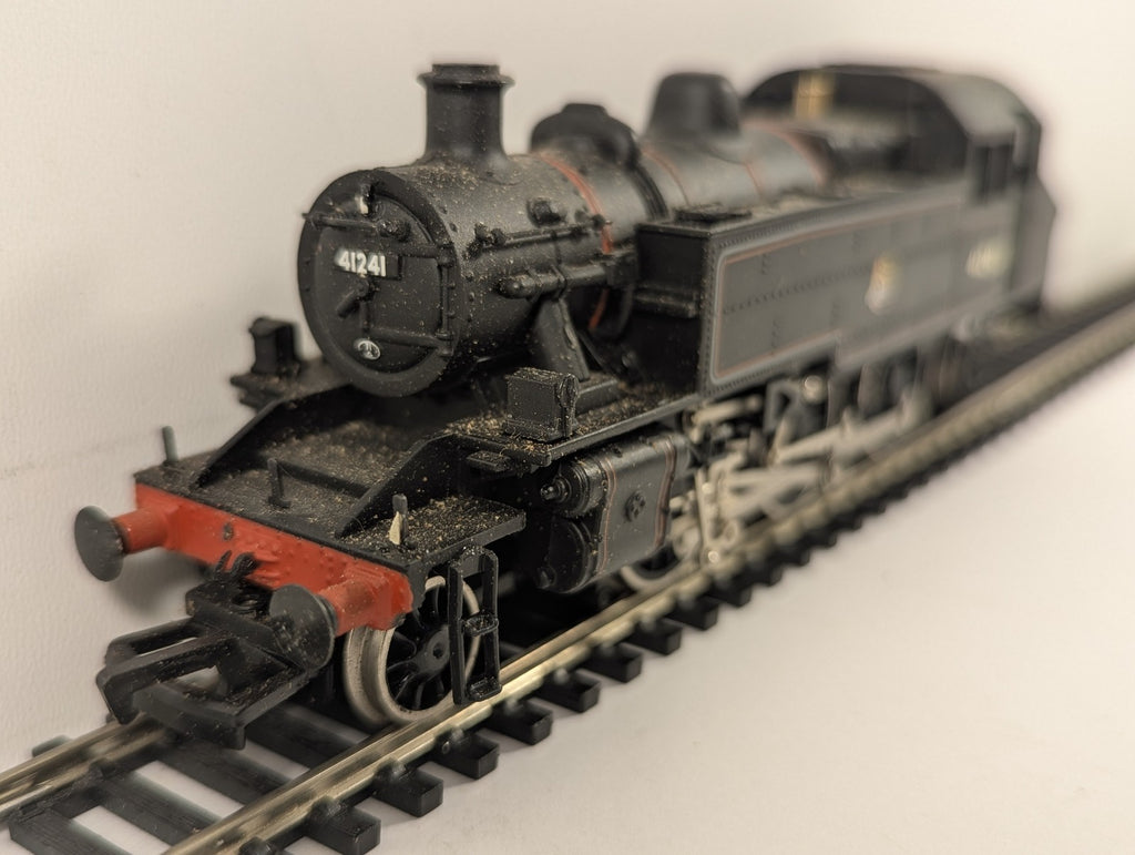 Bachmann OO Gauge Ivatt 2-6-2 Tank Steam Locomotive 41241 BR Lined Black 31-451