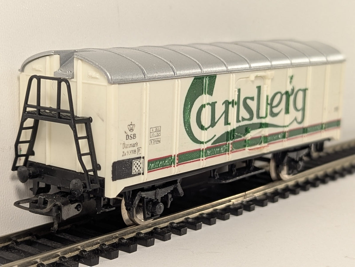 Lima HO Gauge DSB Carlsberg Beer Van Goods Wagon Za 99318 P