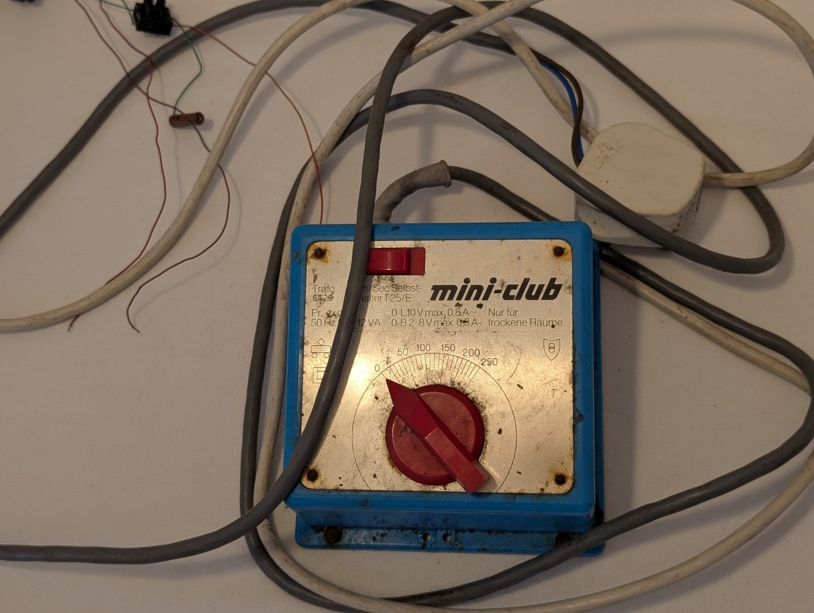 Märklin 6729 Trafo for Märklin Mini-Club Z Gauge Model Train Sets – Untested