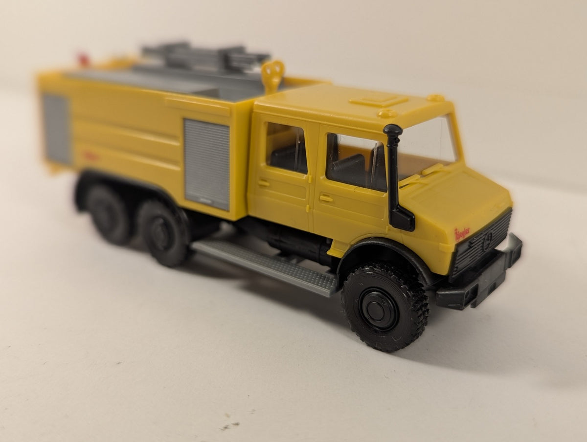 Roco HO Scale DB AG Kbs Stake Wagon with Unimog Ziegler Fire Engine