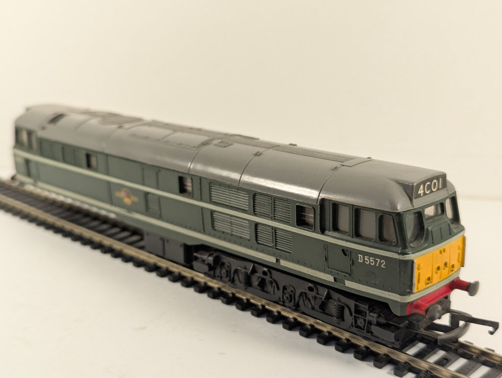Tri-ang Hornby R357 OO Gauge Class 31 Diesel Locomotive - Missing Bogie