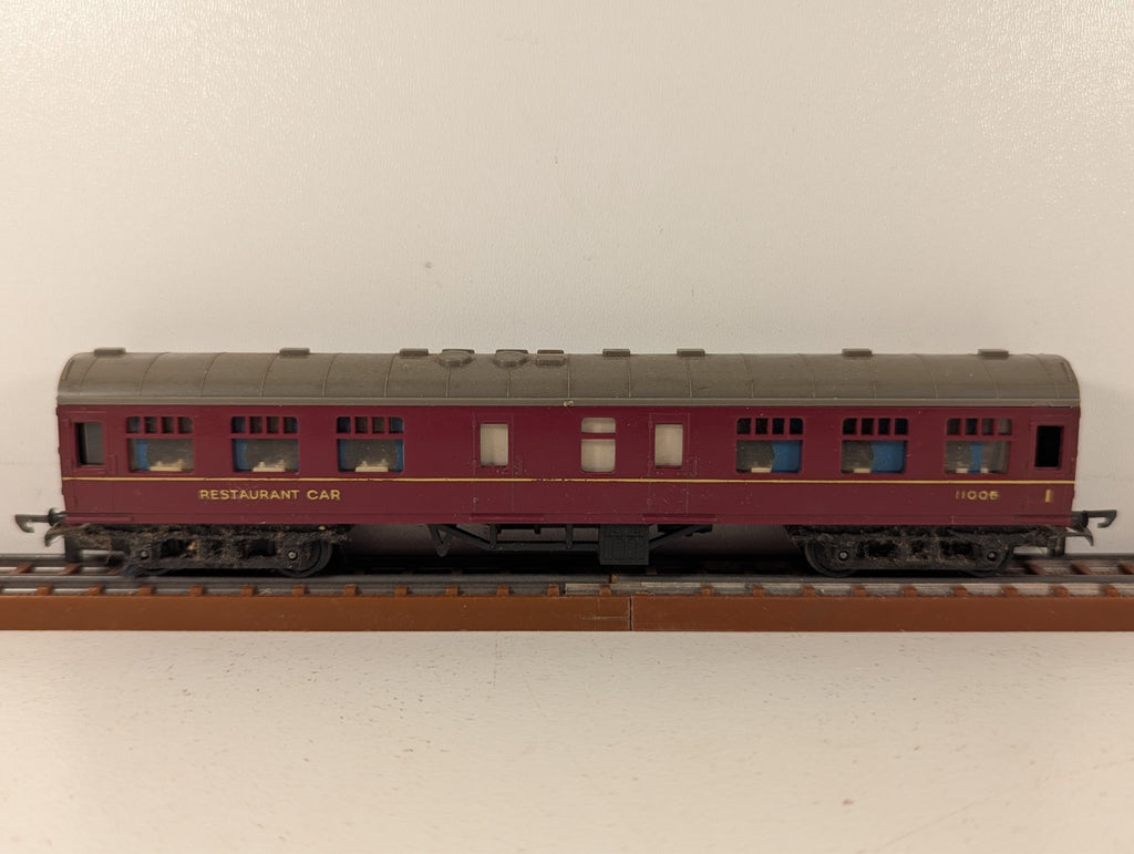 Tri-ang Restaurant Coach TT Gauge - Boxed