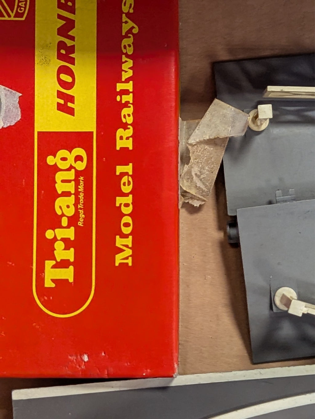 Tri-ang OO Gauge Building Job Lot