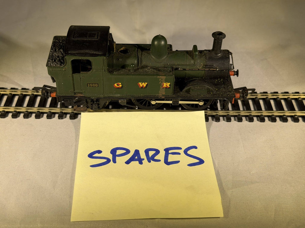 Airfix OO Gauge GWR 1400 Class 0-4-2T Steam Locomotive 1466 GWR Green 54152-0