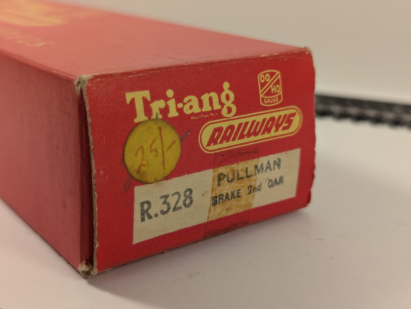 Tri-ang Railways R328 OO Gauge Pullman Brake No.79 2nd Class Coach - boxed