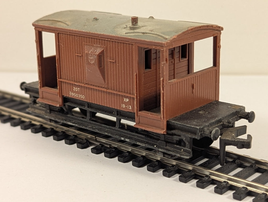 Hornby Dublo OO Gauge BR Standard 20T Brake Van