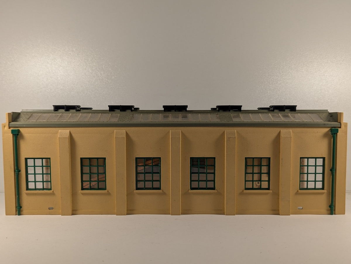 Hornby Dublo OO Gauge 2-Road Engine Shed Buildings & Structures Cream and Green
