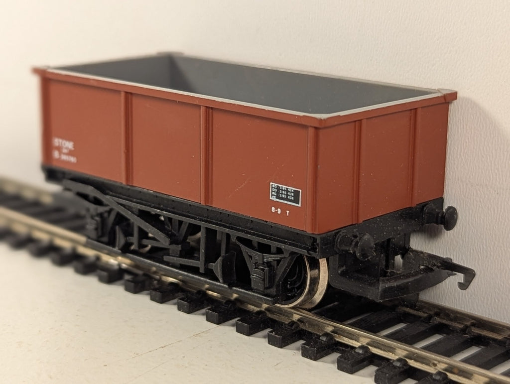 Hornby Railways OO Gauge 26T Stone Wagon Goods Wagon B385760 BR Bauxite