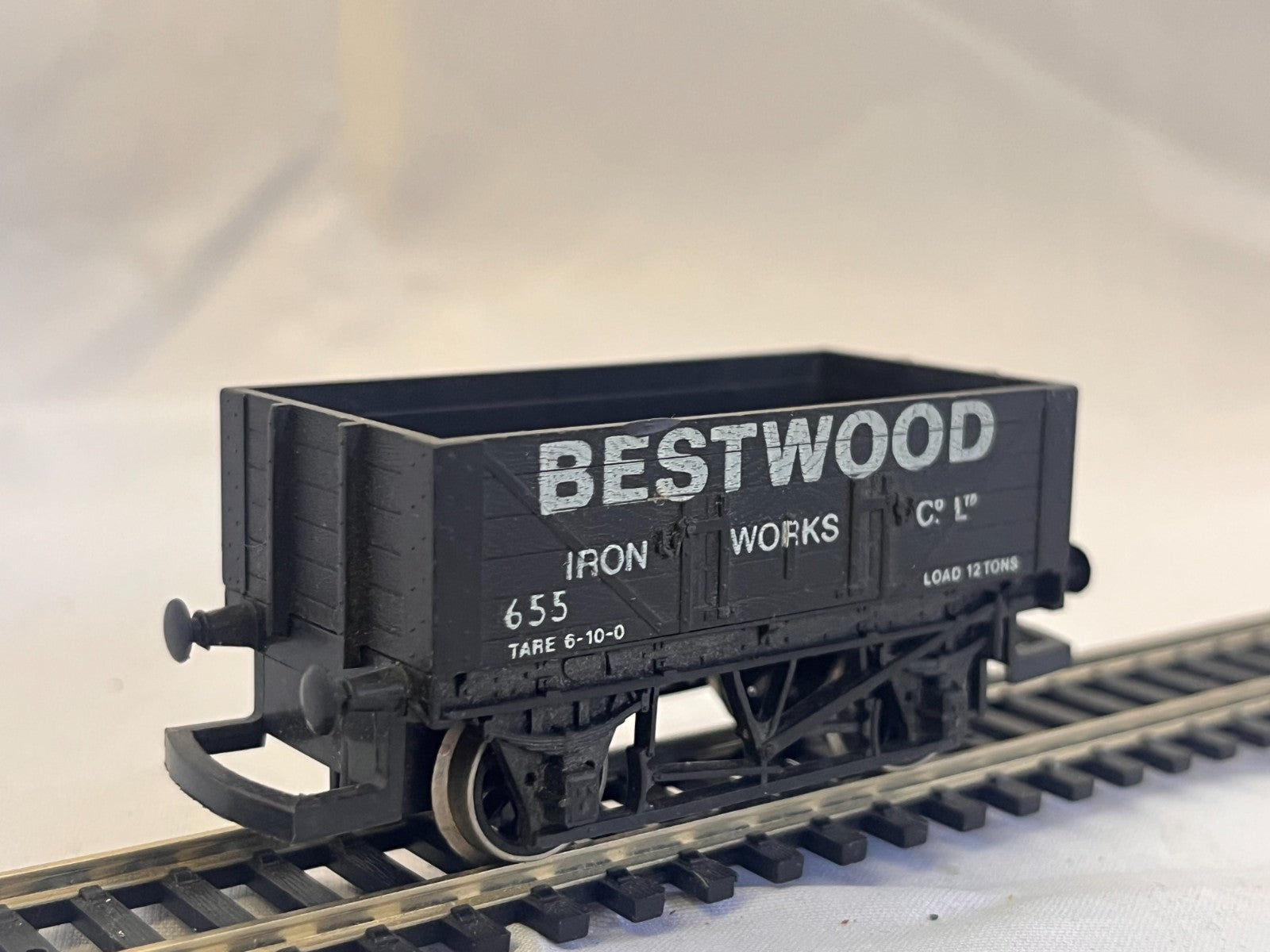 Hornby R096 OO Gauge Bestwood Iron Works 5 Plank Wagon