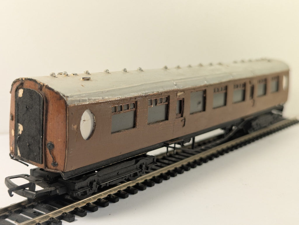 Kitbuilt OO Gauge LNER Teak Brake Coach