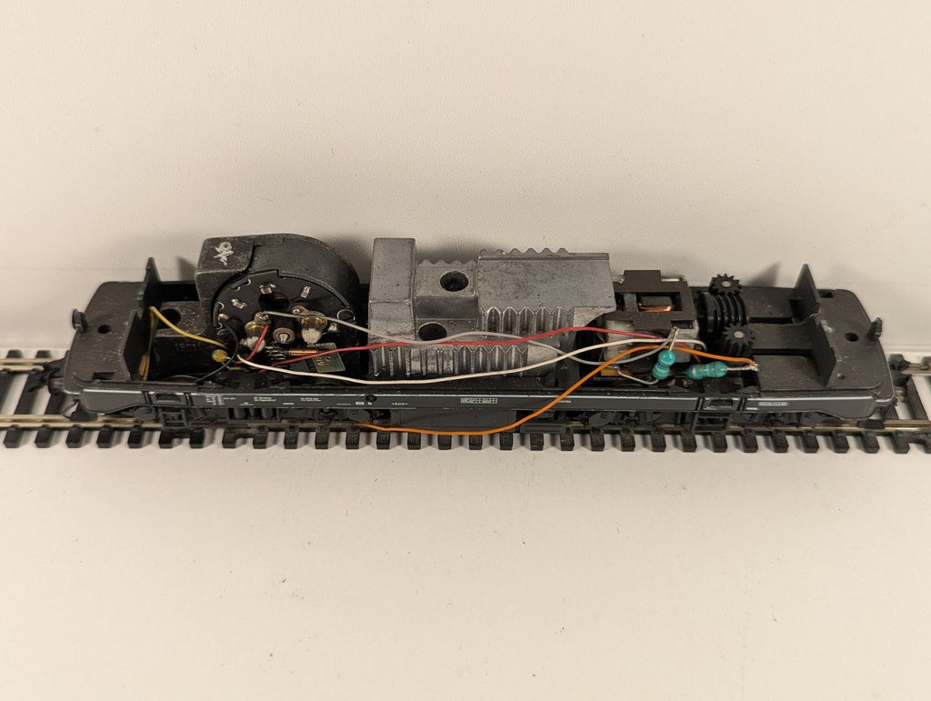 Fleischmann HO Gauge DB Class 111 Chassis Locomotive Chassis Grey