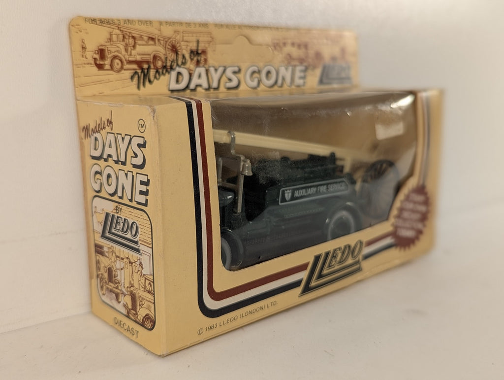 Lledo Dennis Fire Engine Die-cast Model Auxiliary Fire Service DG12