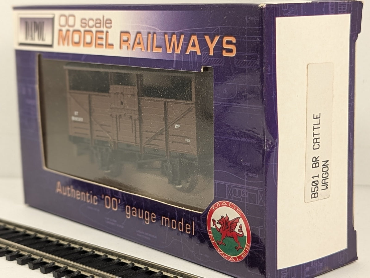 Dapol OO Gauge BR Cattle Wagon Goods Wagon B893369 BR Bauxite B501