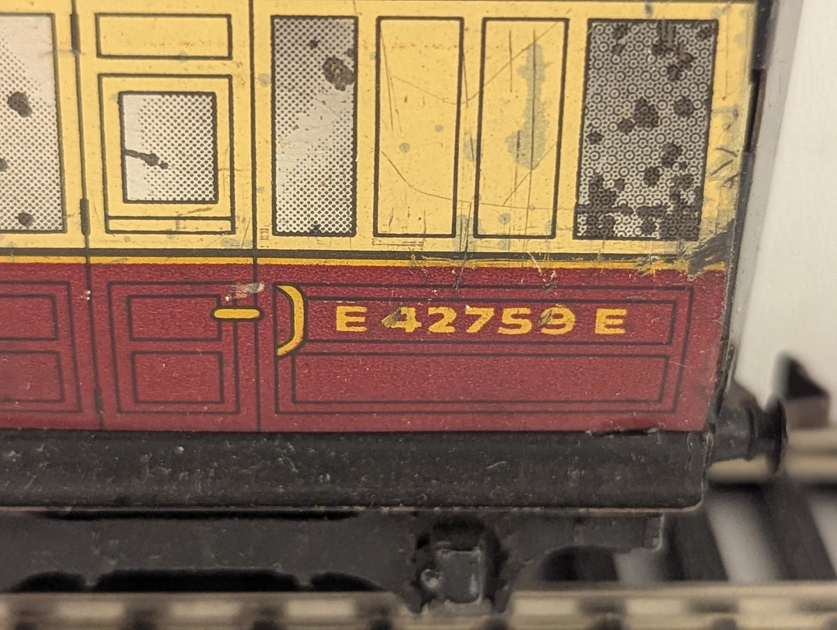 Hornby Dublo OO Gauge BR Tinplate Main Line Coach Passenger Coach E42759E