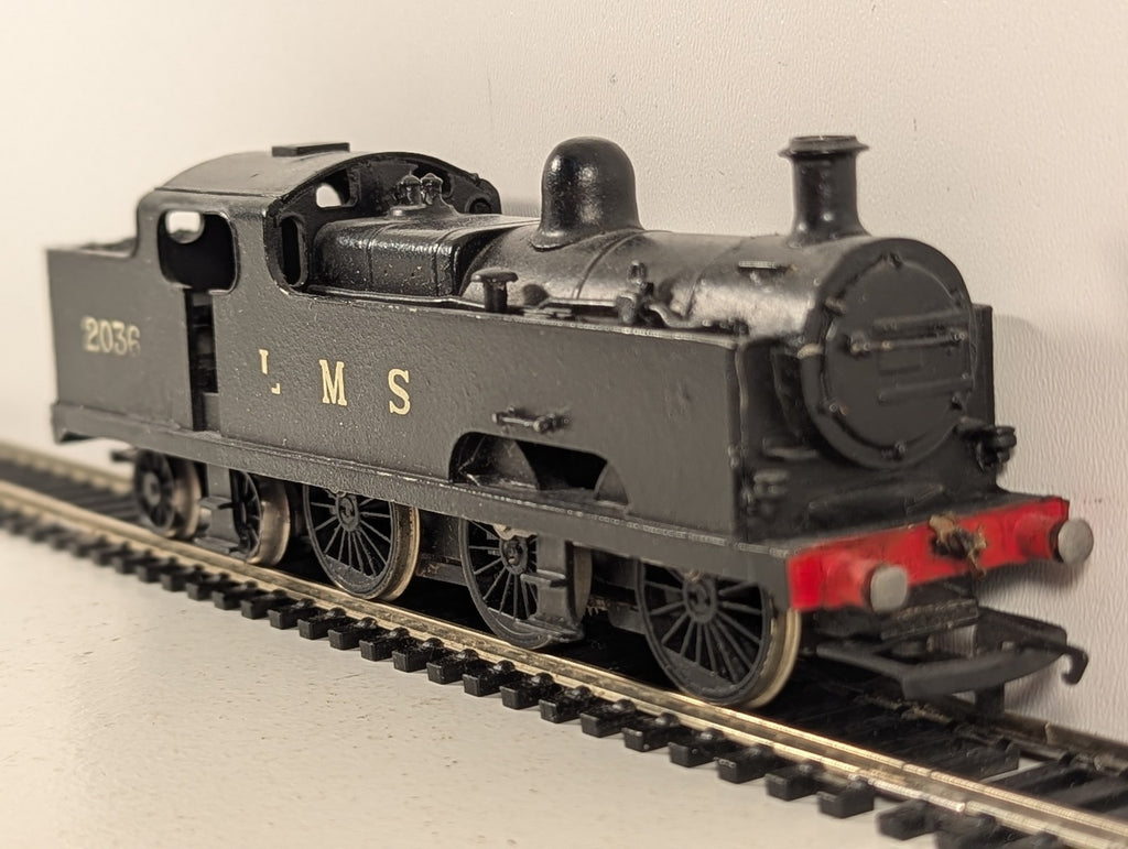 Wills Finecast OO Gauge L.M.S. 0-6-4 Tank (2,000 Class) 'Flatiron'