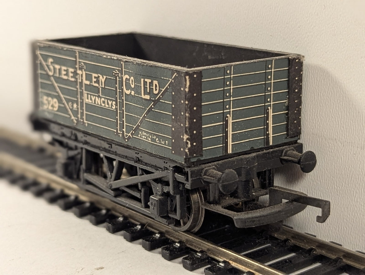Dapol OO Gauge 7 Plank Open Wagon 'Steetley Co. Ltd.' Goods Wagon 529