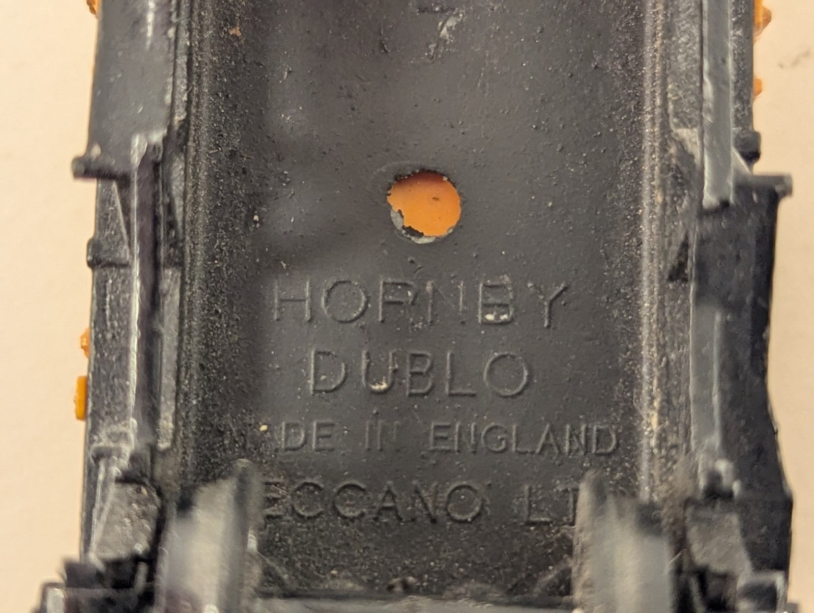 Hornby Dublo United Glass Bottle Manufacturers Wagon OO Gauge - Missing Buffer