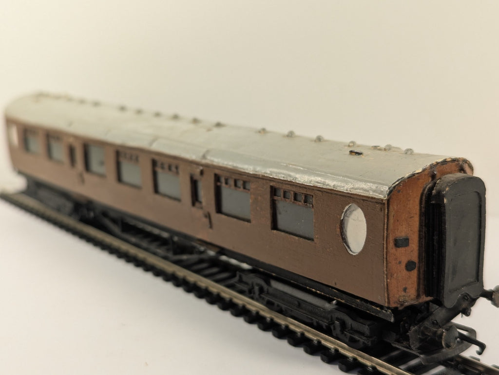 Kitbuilt OO Gauge LNER Teak Brake Coach