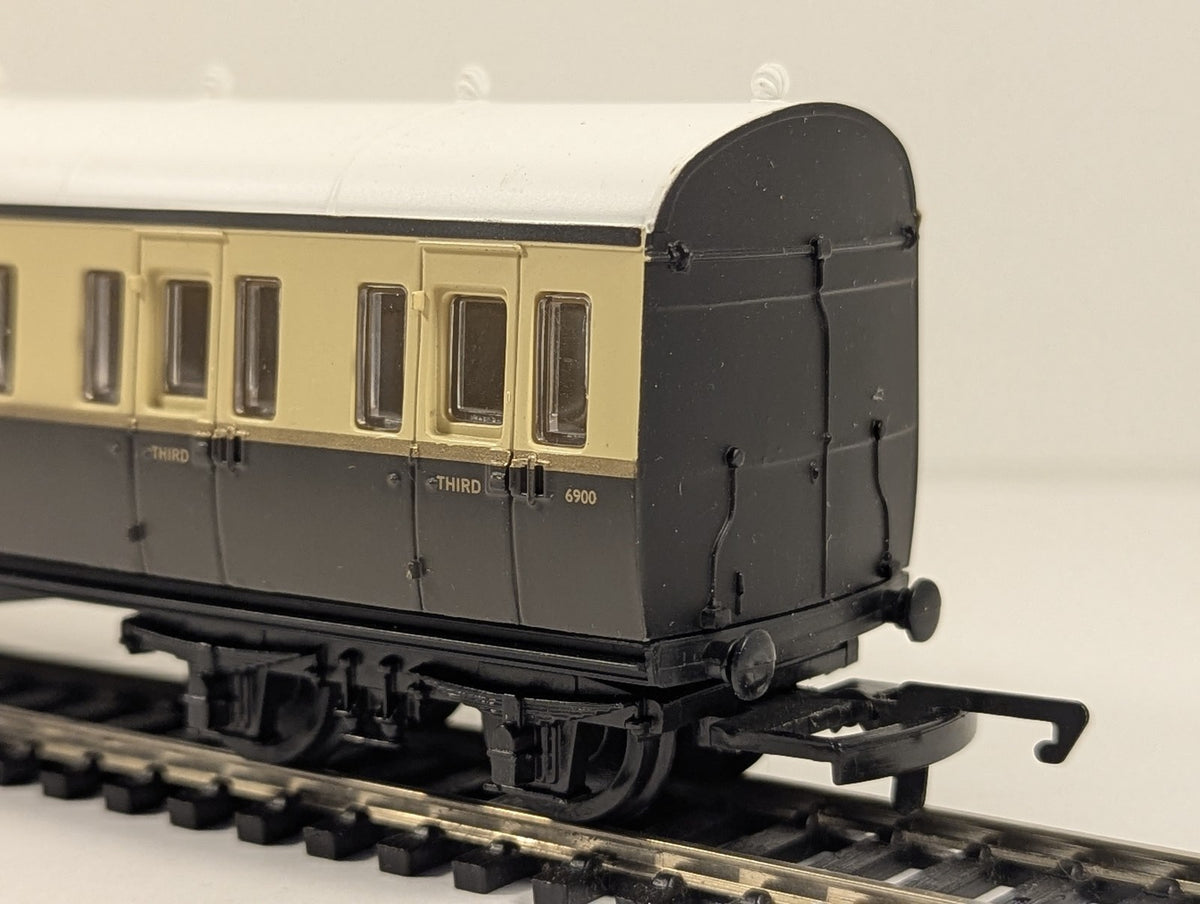 Hornby OO Gauge GWR Brake Third Coach Passenger Coach 6900