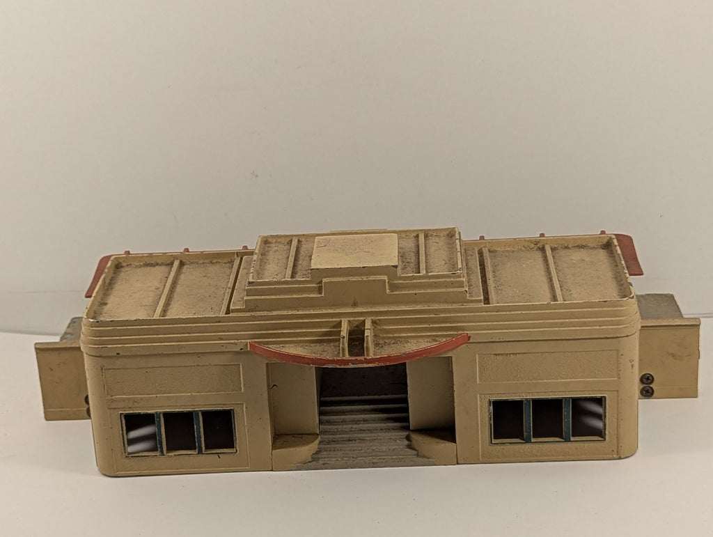 Hornby-Dublo OO Gauge Main Station Building Cream and Red 5085