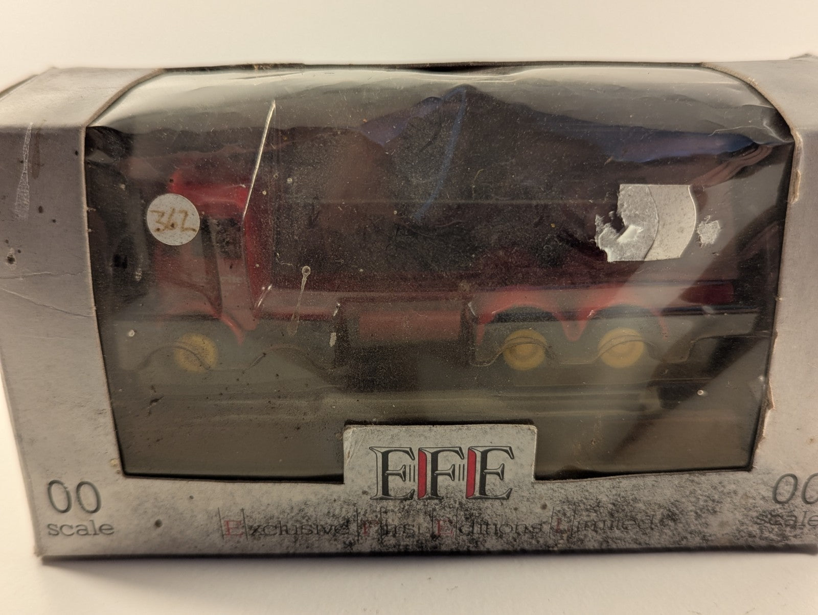 EFE 1:76 Scale AEC Mammoth 3-Axle Truck – Start-rite Shoes (No Container)
