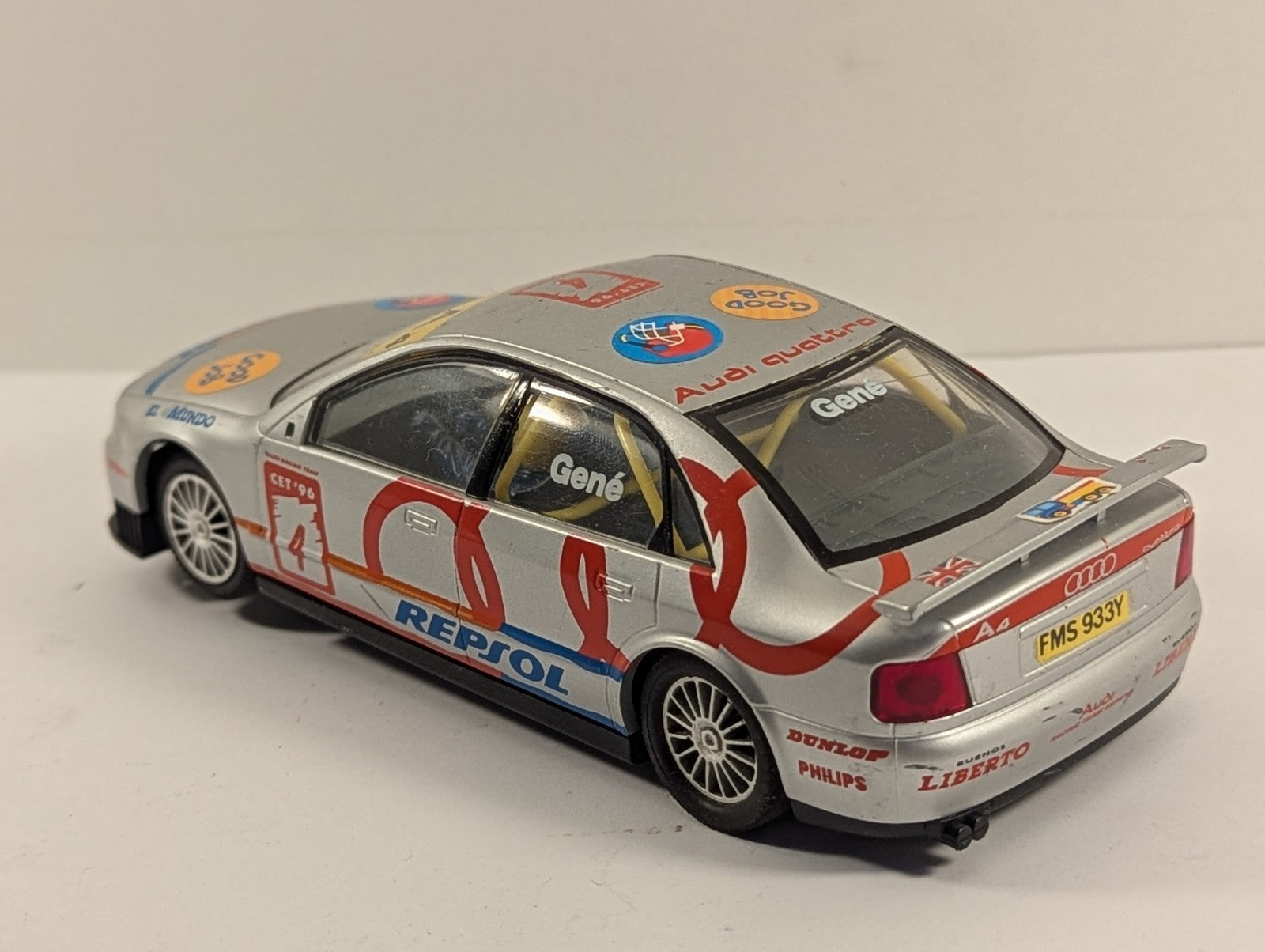 Scalextric C2034 Audi A4 Quattro "Repsol"
