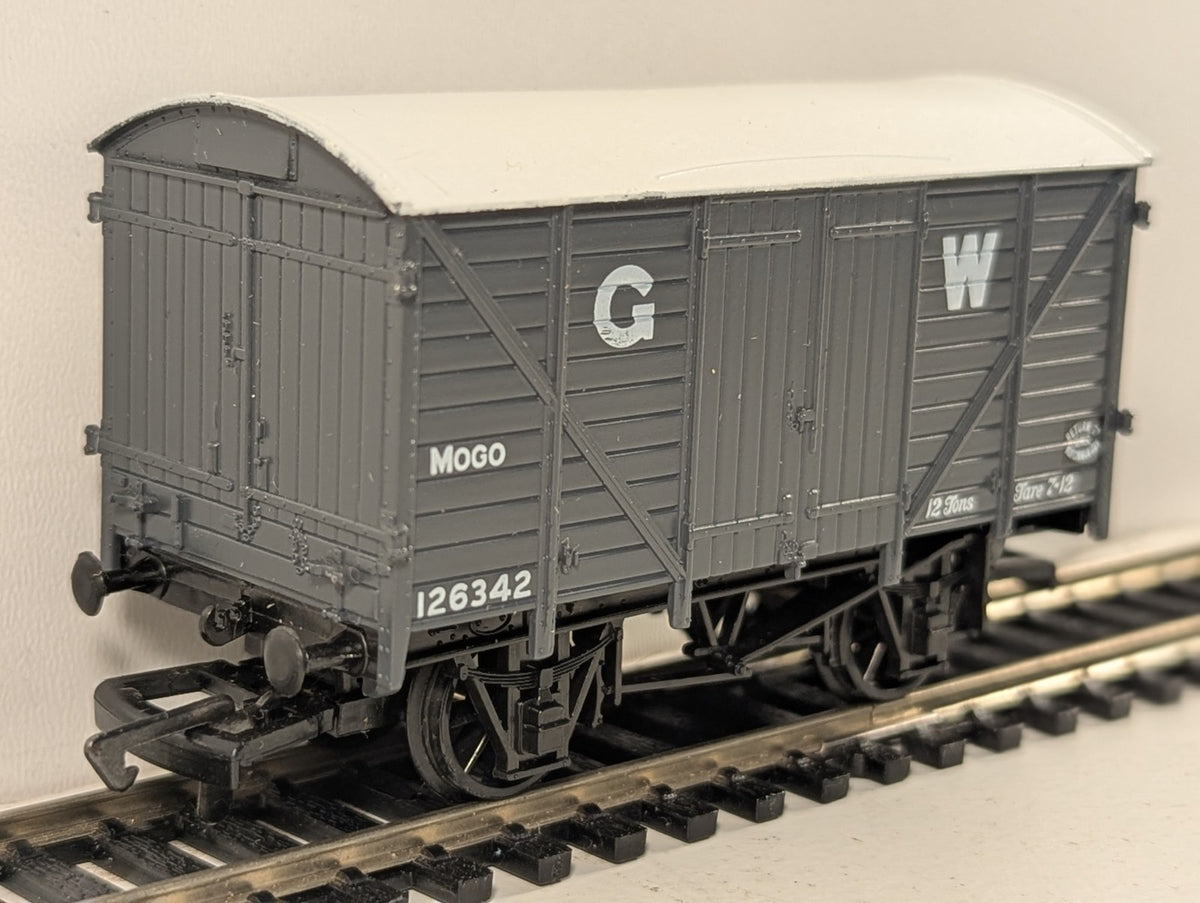 Dapol GWR B146 12 Ton Mogo Van