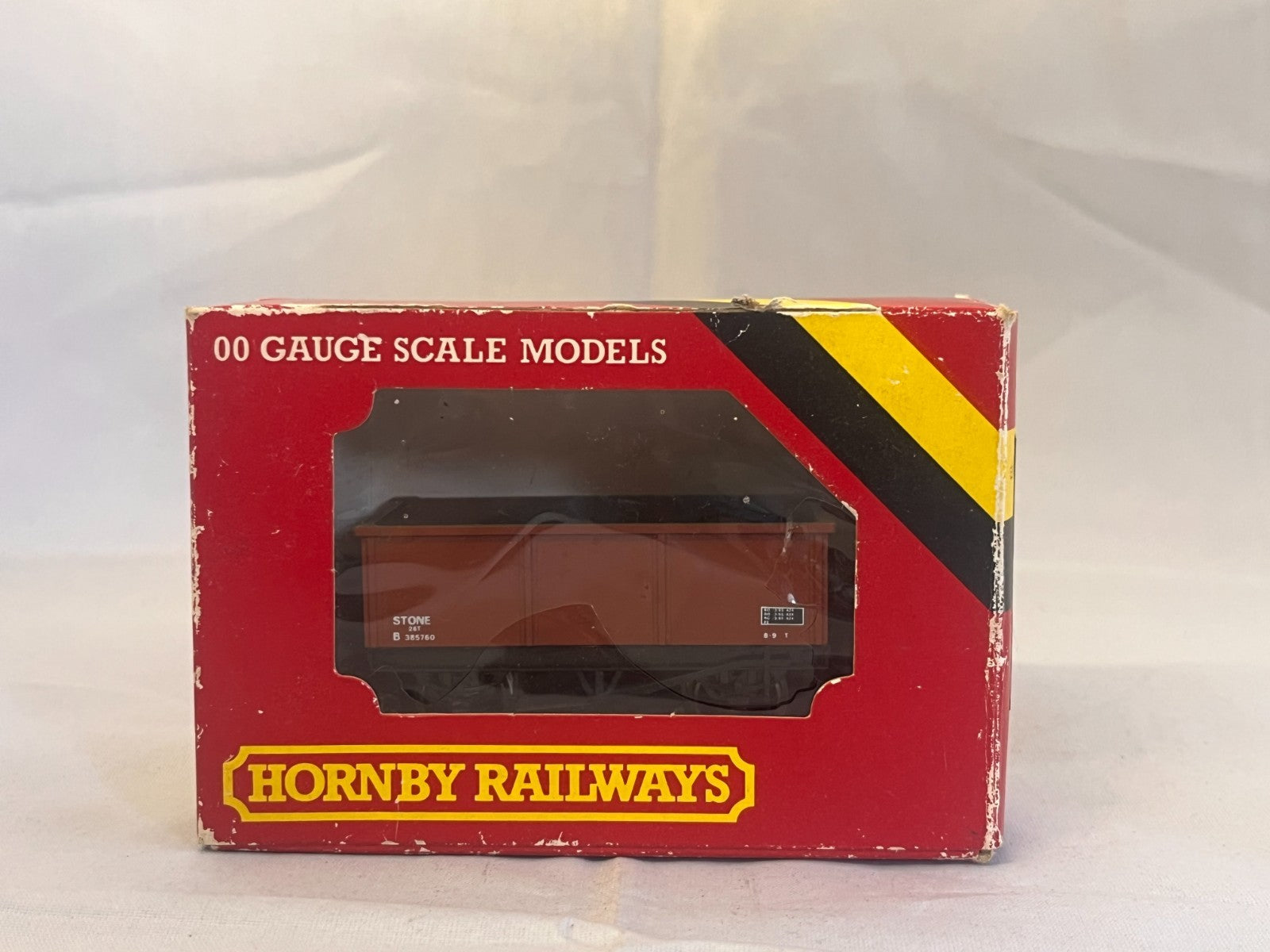 Hornby R239 OO Gauge BR Steel Mineral Wagon