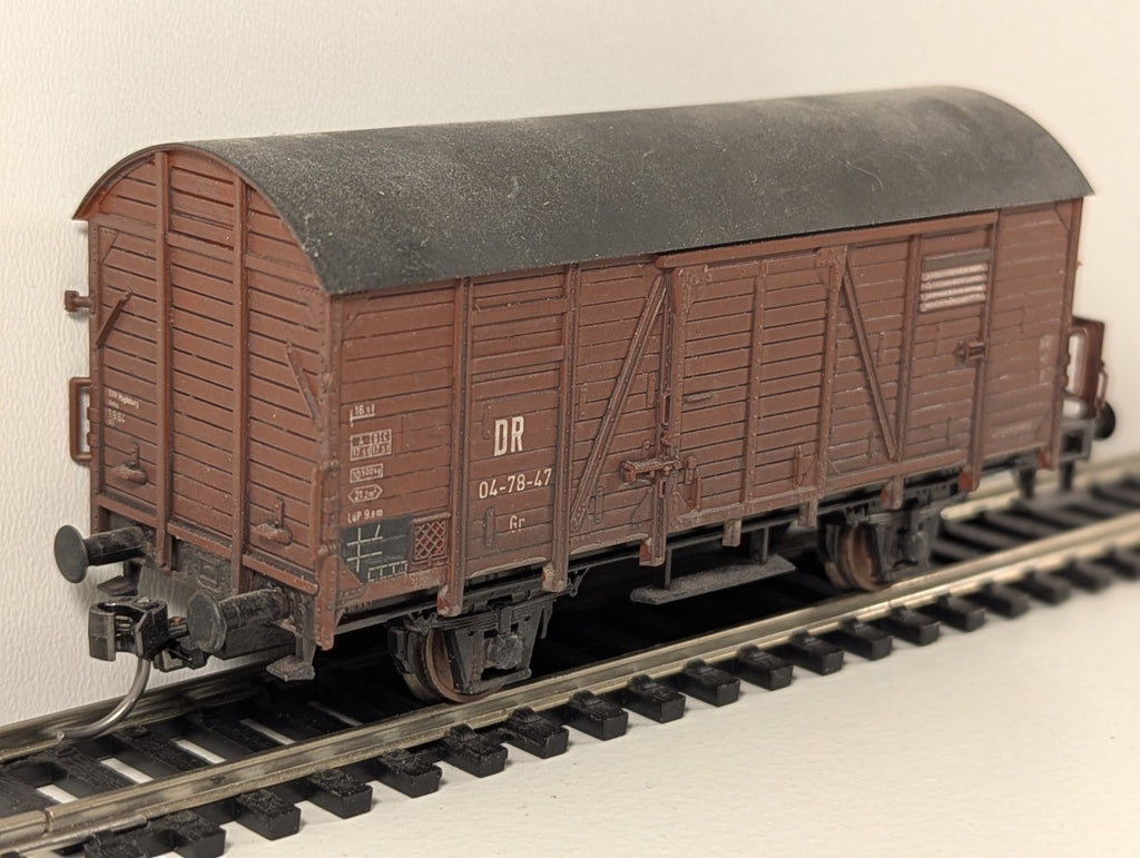 Piko 5-6452-01 – Covered Goods Van with Brakeman’s Cab (H0 Gauge)