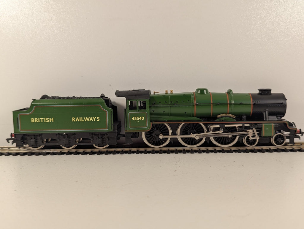 Mainline 37-075 Rebuilt Patriot Class 4-6-0 "Sir Robert Turnbull" BR Apple Green