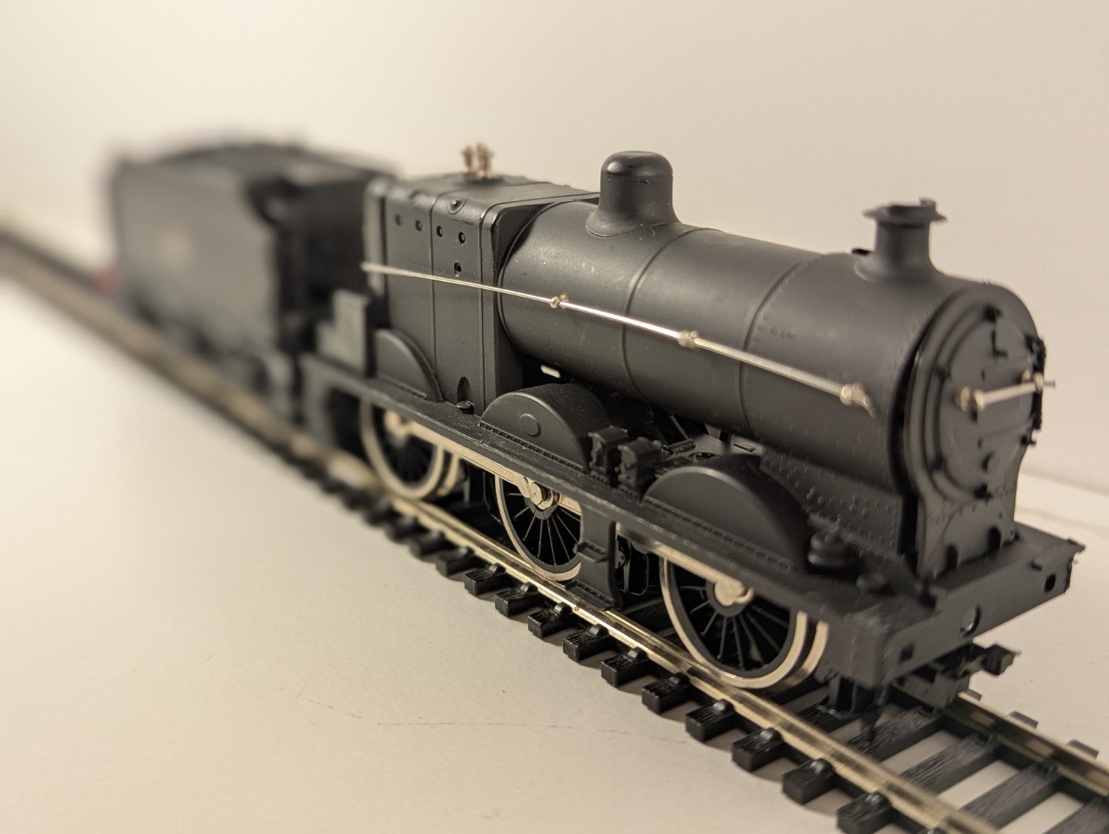 Airfix OO Gauge – BR Black 0-6-0 Class 4F ‘44454’ (Missing Cab and Buffers)
