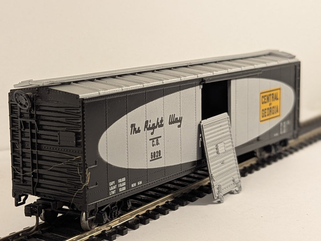 HO Gauge 40ft Standard Boxcar 5828 Central of Georgia