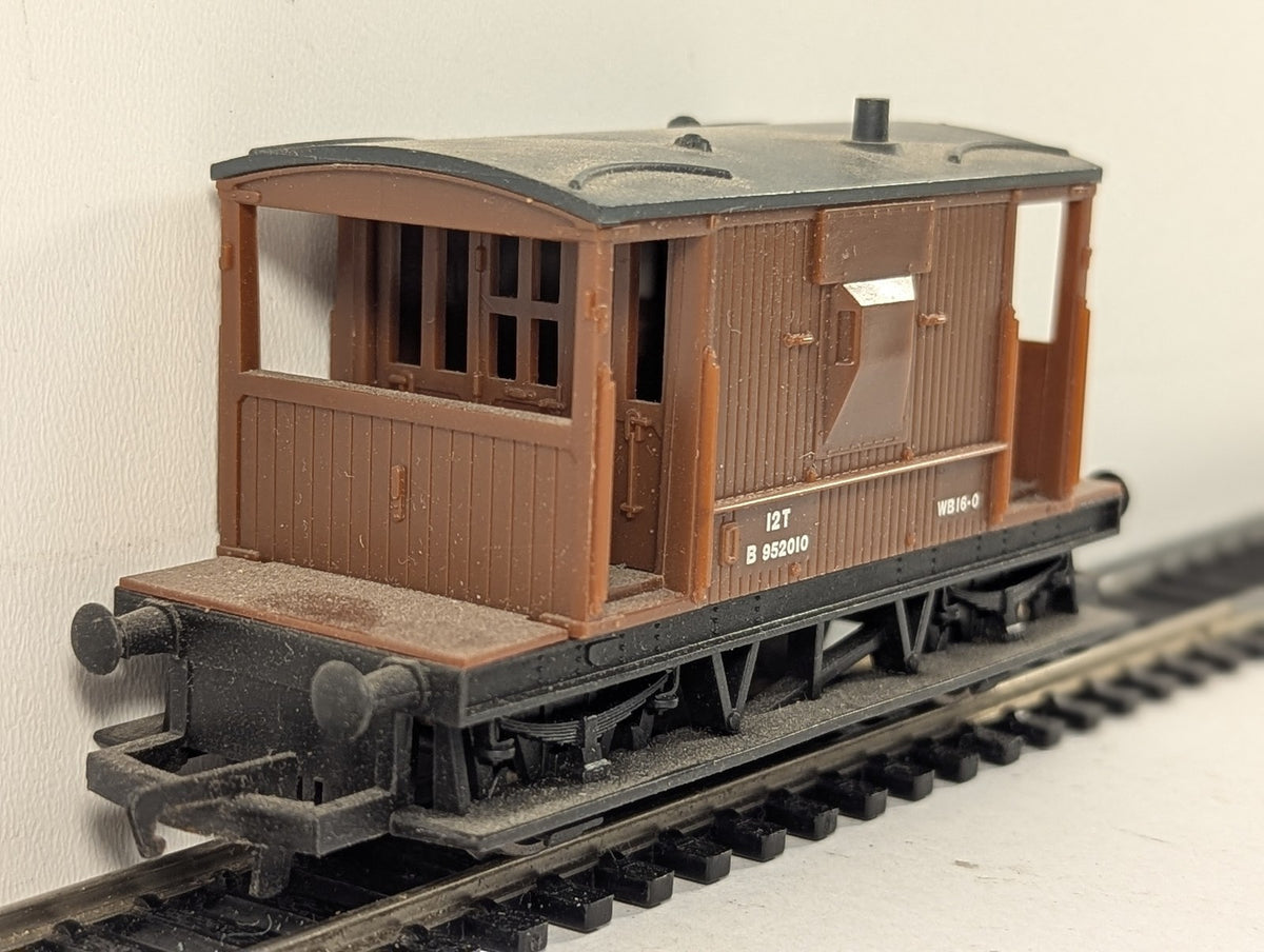 Hornby OO Gauge BR Standard 20 Ton Brake Van B 952010 BR Bauxite