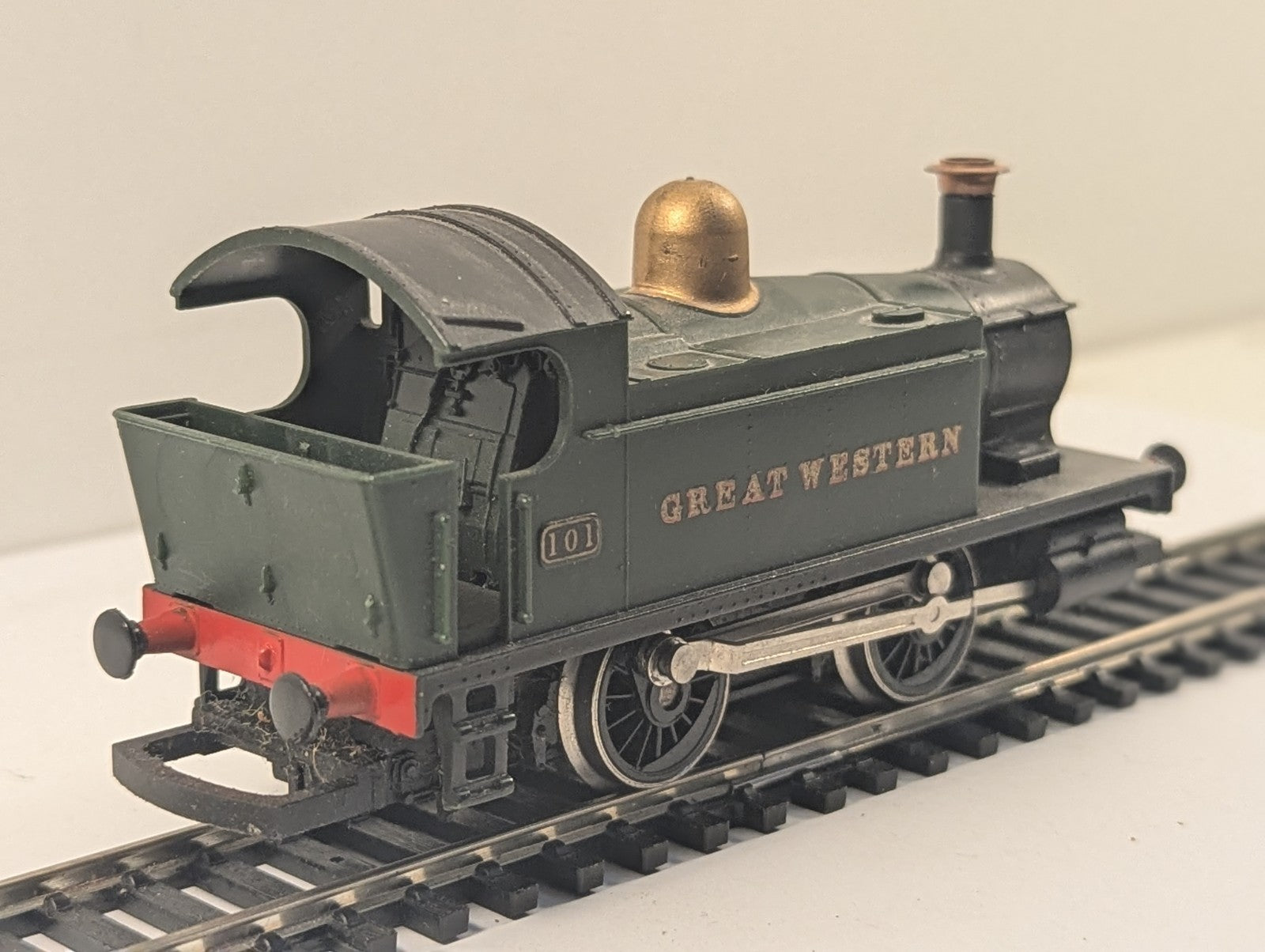 Hornby R077 OO Gauge GWR Class 101 Holden 0-4-0T Tank Locomotive