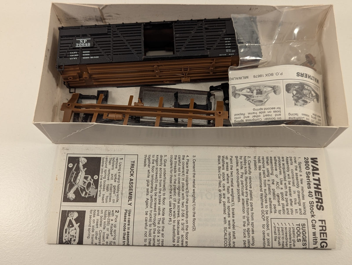 Walthers HO 40ft Stock Car Wood Ends Kit