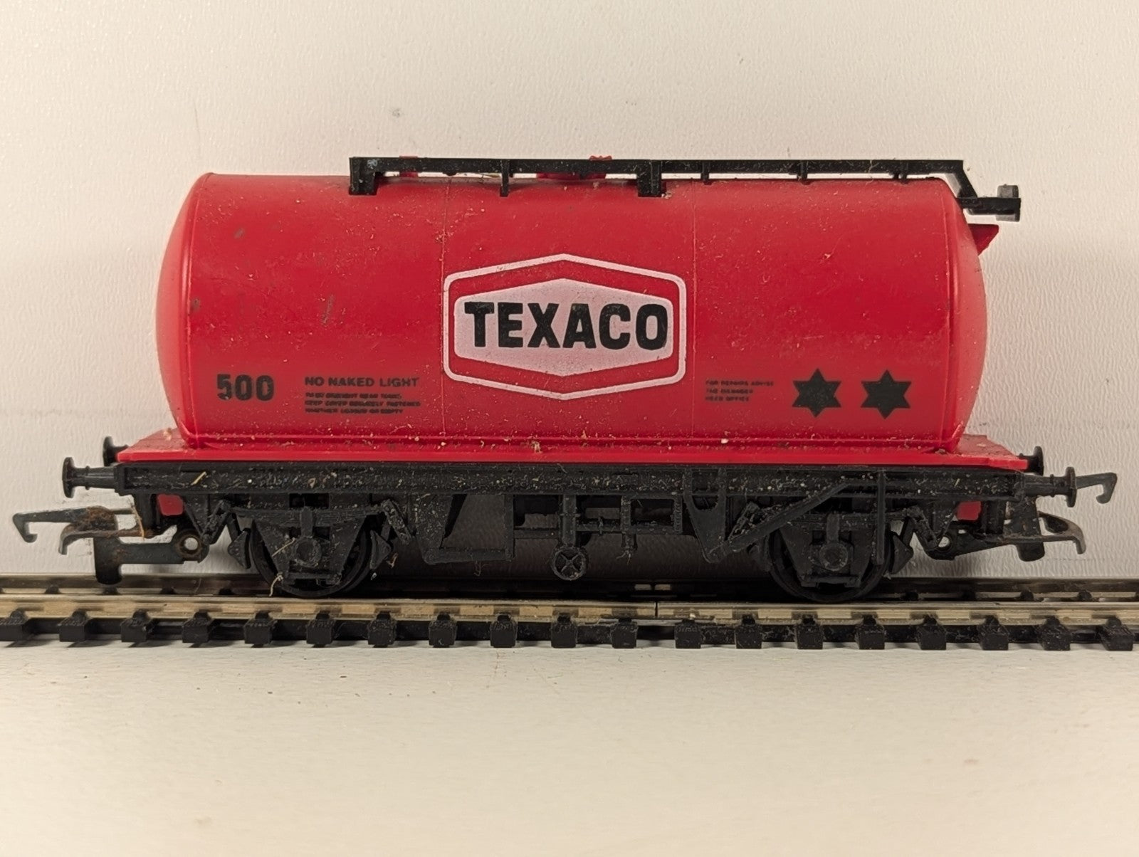 Hornby OO Gauge Texaco Tank Wagon 500 Texaco Red R127
