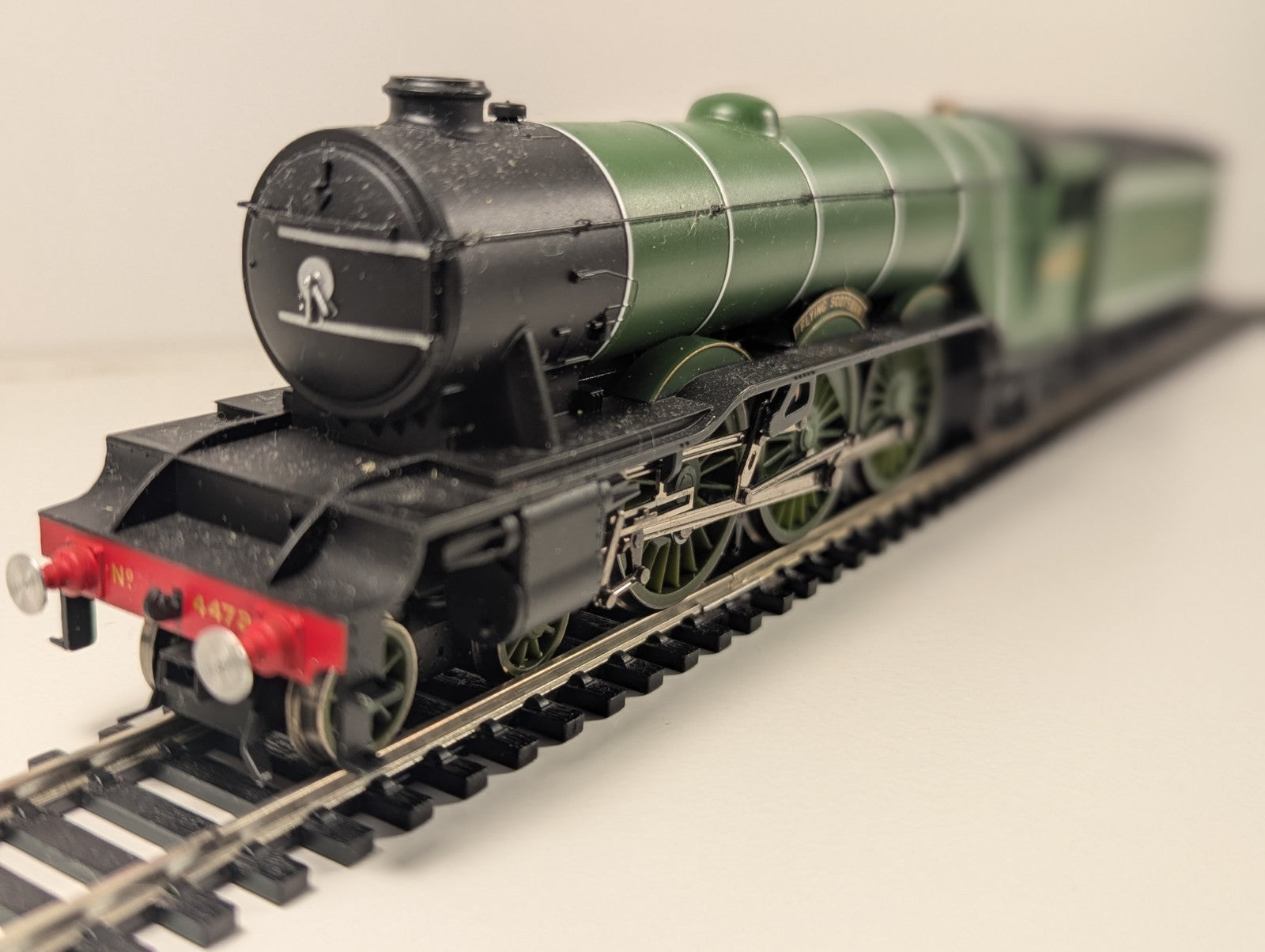 Hornby OO Gauge LNER Class A1 “Flying Scotsman” – LNER Green – DCC Ready