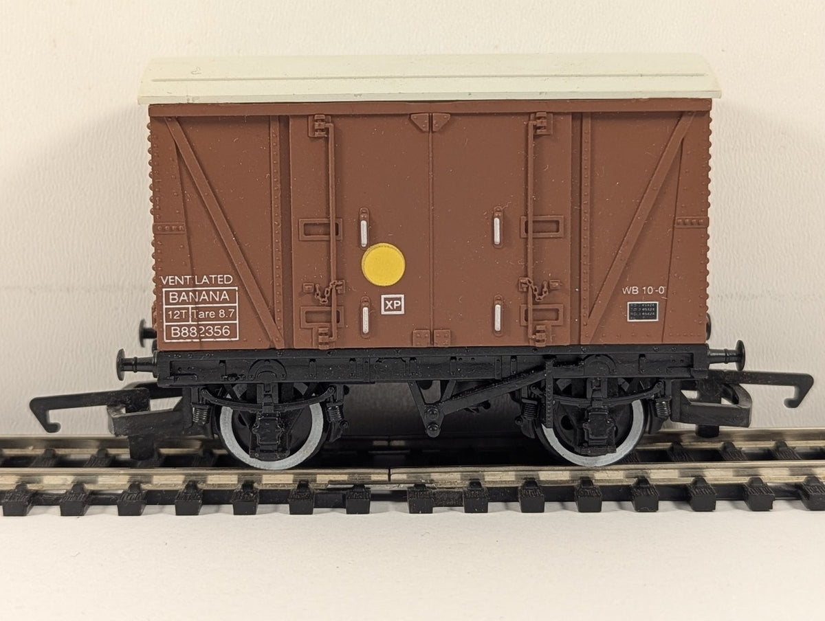 Hornby OO Gauge Banana Van (VEA) Goods Wagon B882356 BR Bauxite R.213