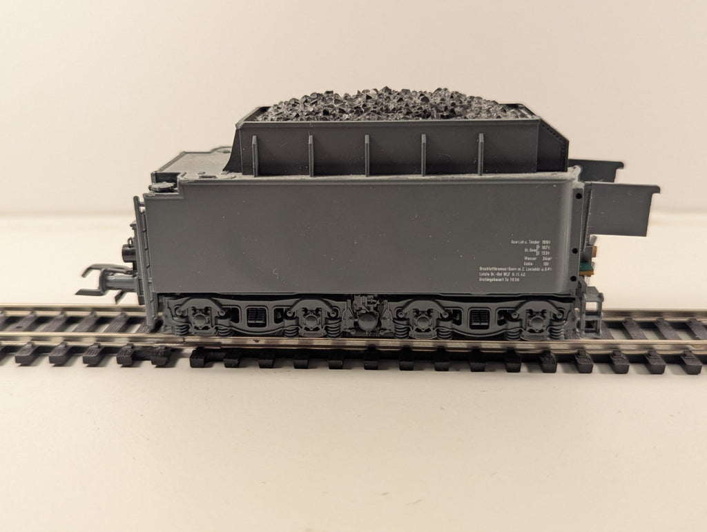 Gix German DB Class 50 tender