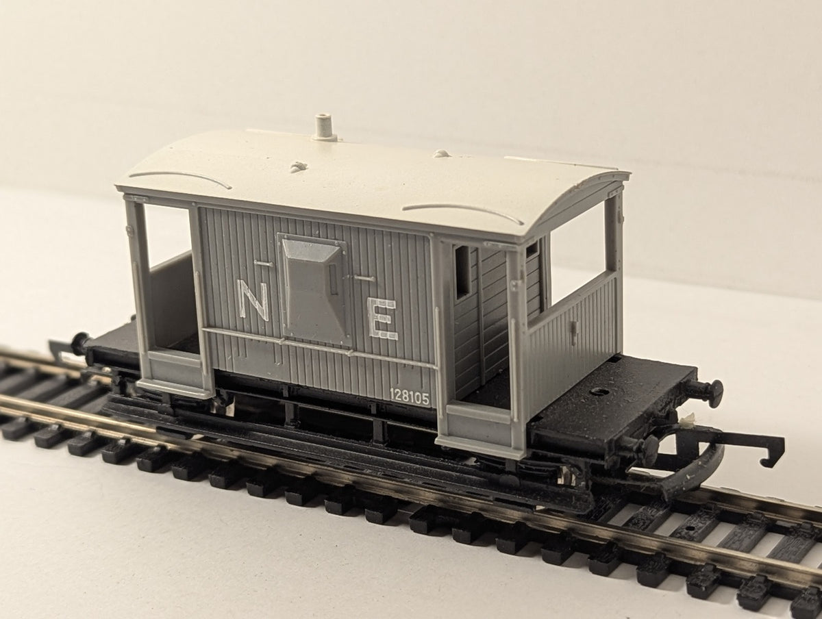 Wrenn OO Gauge Guards Van N.E. Brake Van 128105 NE Grey W5031