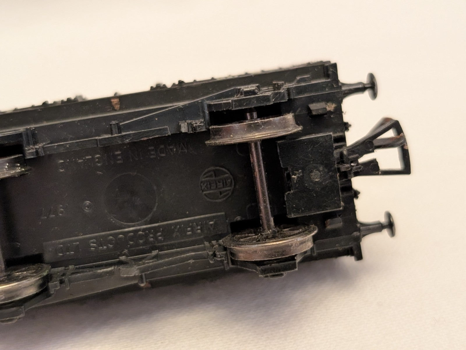 Airfix OO Gauge 7 Plank Wagon Carlton Collieries Association Goods